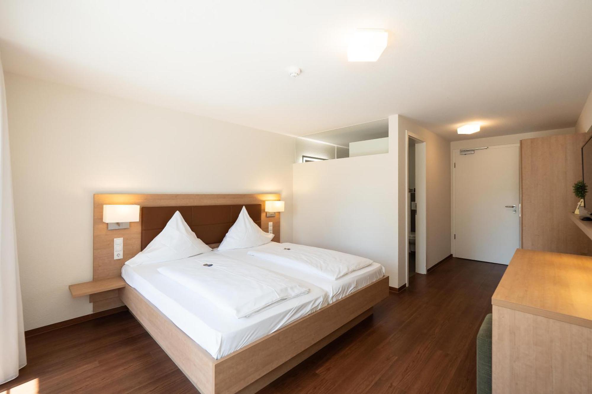 Gaestehaus Gn8 Nocleg ze śniadaniem Rielasingen-Worblingen